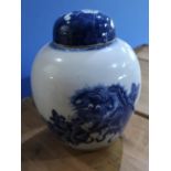 Chinese/Japanese blue and white ginger jar with un-associated cover (A/F) (height 21cm)