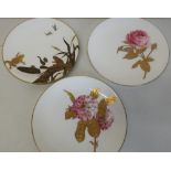 Pair of Minton cabinet plates with gilt and floral pattern (diameter 24.5cm) and a Worcester cabinet
