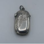 Small Edwardian silver Vesta case, part engraved with scrolls, Birmingham 1907