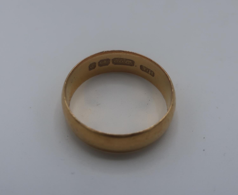 Two 22ct hallmarked gold wedding bands, 7.6g - Image 3 of 3