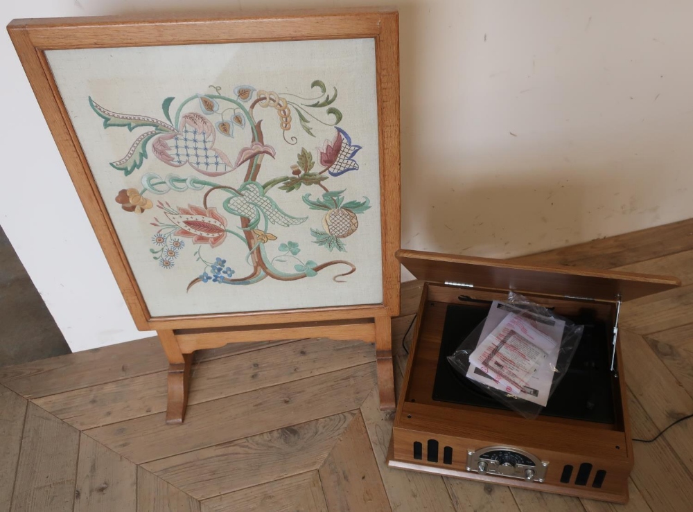 Retro record player and radio, No.10605 and a folding tapestry table/screen (2)