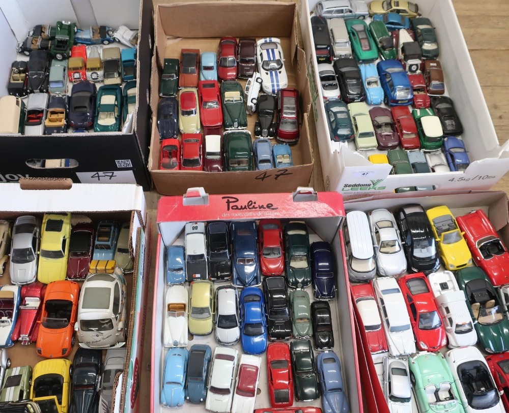 Collection of Sseca, Vanguard, Lledo and other unboxed die-cast models of cars in six boxes