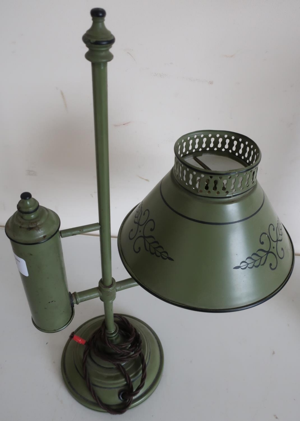 19th/20th C green and black Tole ware table lamp, converted to electric (height 40cm) and a - Image 2 of 3