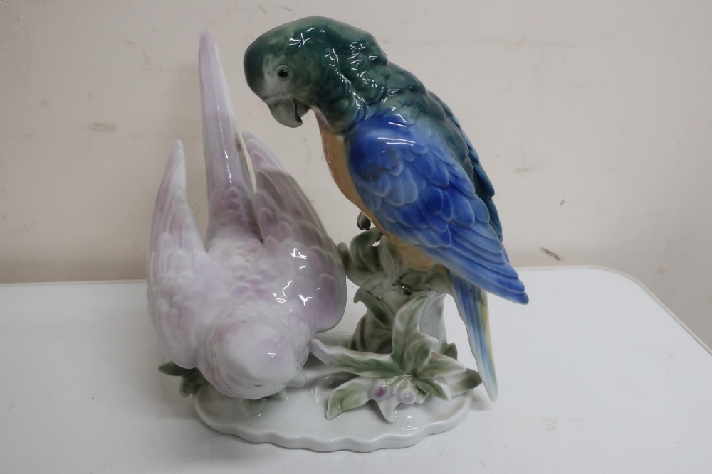 20th C German porcelain model of two parakeets (height 20cm)