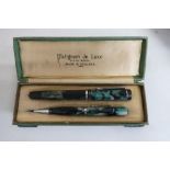 Boxed Platignum de Luxe marbled green fountain pen and pencil in original box