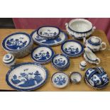 Various assorted Old Willow pattern blue & white ceramics by Booths, Royal Doulton etc