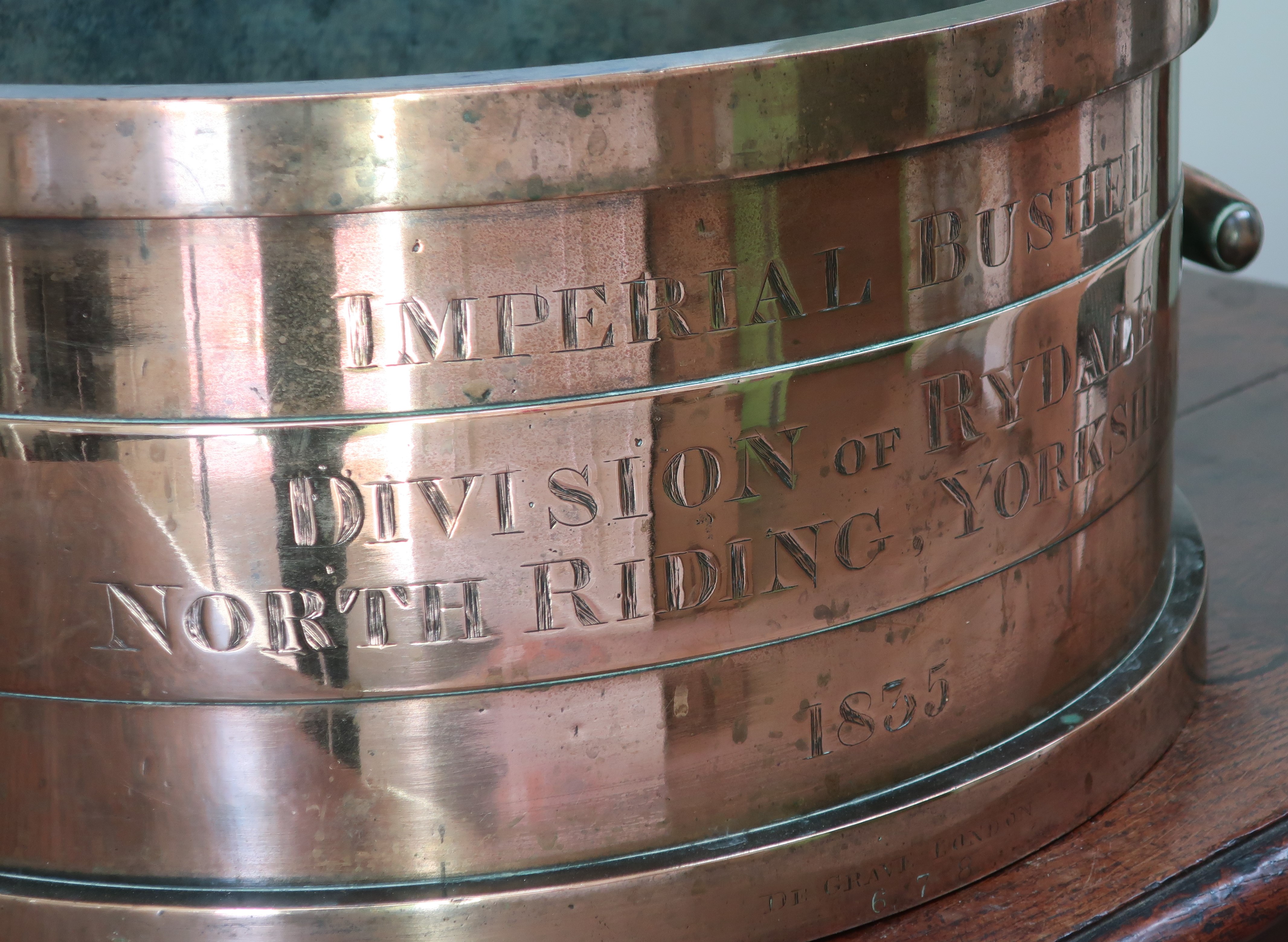 An Official Imperial Bushel Measure engraved to the front "Imperial Bushel Division Of Rydale - Image 2 of 6