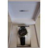 Seiko Chronograph 500 quartz wrist watch, blue dial with with three subsidiaries and date, stainless