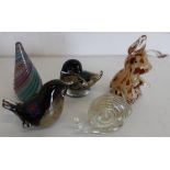 Selection of studio glass animals and figures including Glory Art Glass, Tweedsmuir Glass, Longham