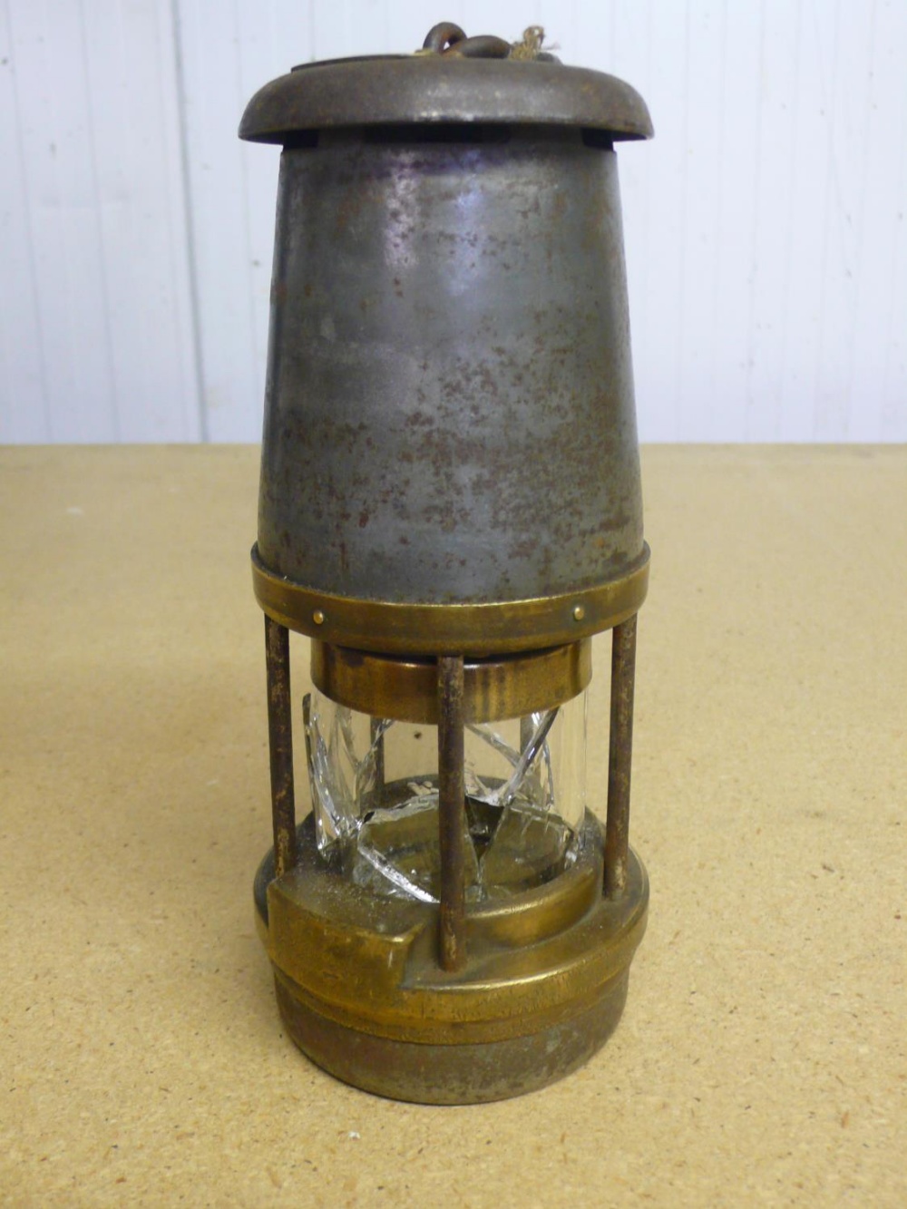 Wolf Type FS, brass and steel miners lamp, P.O. 1973 (20cm)