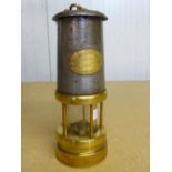 Hockley Lamp & Limelight Co. brass and steel miner's lamp (21.5cm)
