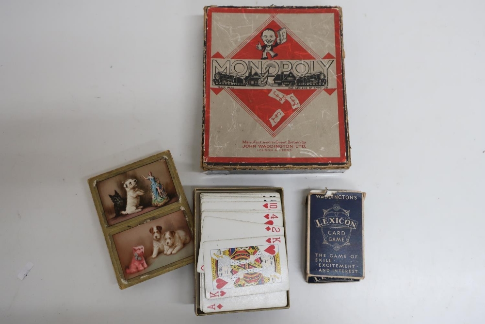 Collection of playing cards including Union Castle, Oldham Batteries, Players No.10, Will's Gold