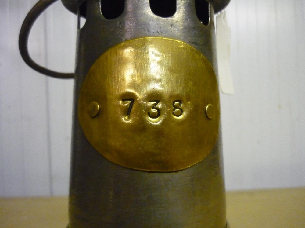 Brass and steel miners lamp possibly Hailwood & Ackroyd No. 738 (25cm) - Image 2 of 2