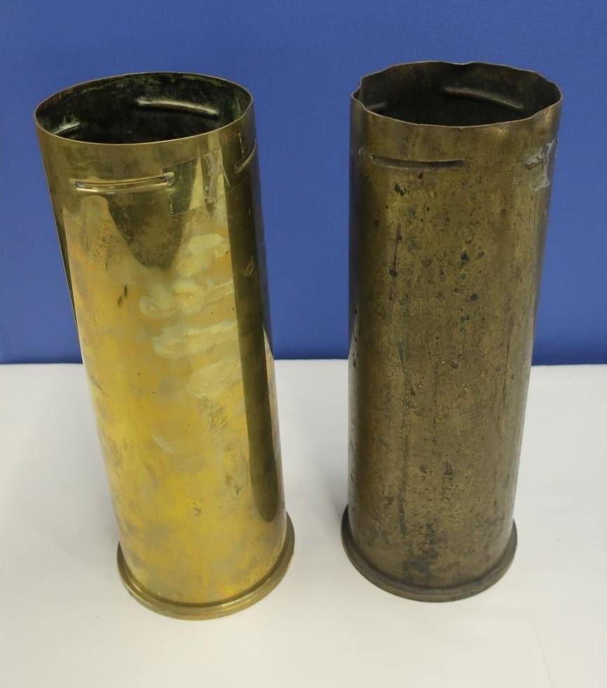 Pair of 105mm shell casings, one dated 1965 - Image 3 of 4