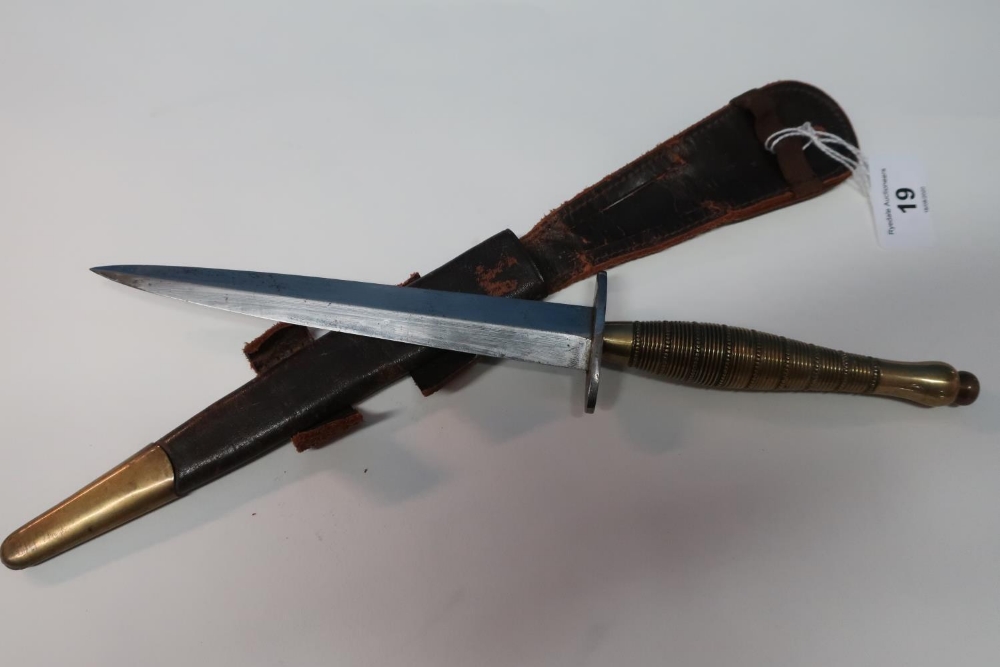 Rare ribbed and beaded pattern Fairbairn-Sykes type commando fighting knife with 6 3/4 inch double