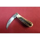 Single bladed Sheffield made pocket knife with two piece Sambar horn grips