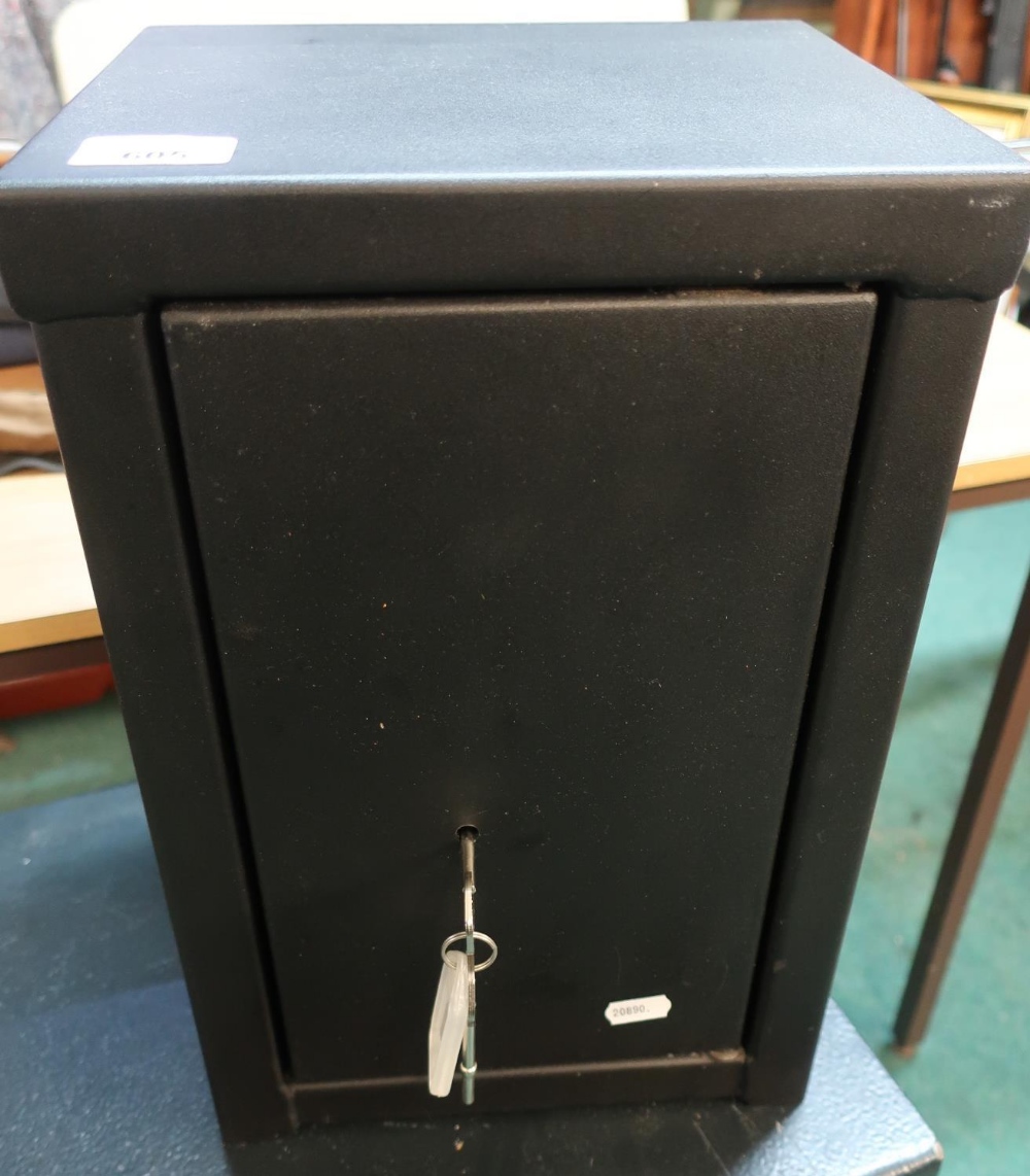 As new ex shop stock steel ammo safe (with keys) (26cm x 23cm x 38.5cm)