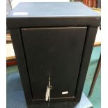 As new ex shop stock steel ammo safe (with keys) (26cm x 23cm x 38.5cm)