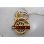 BR brass and red enamel Low cap badge