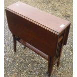 Small Edwardian mahogany dropleaf gateleg occasional table with undertier