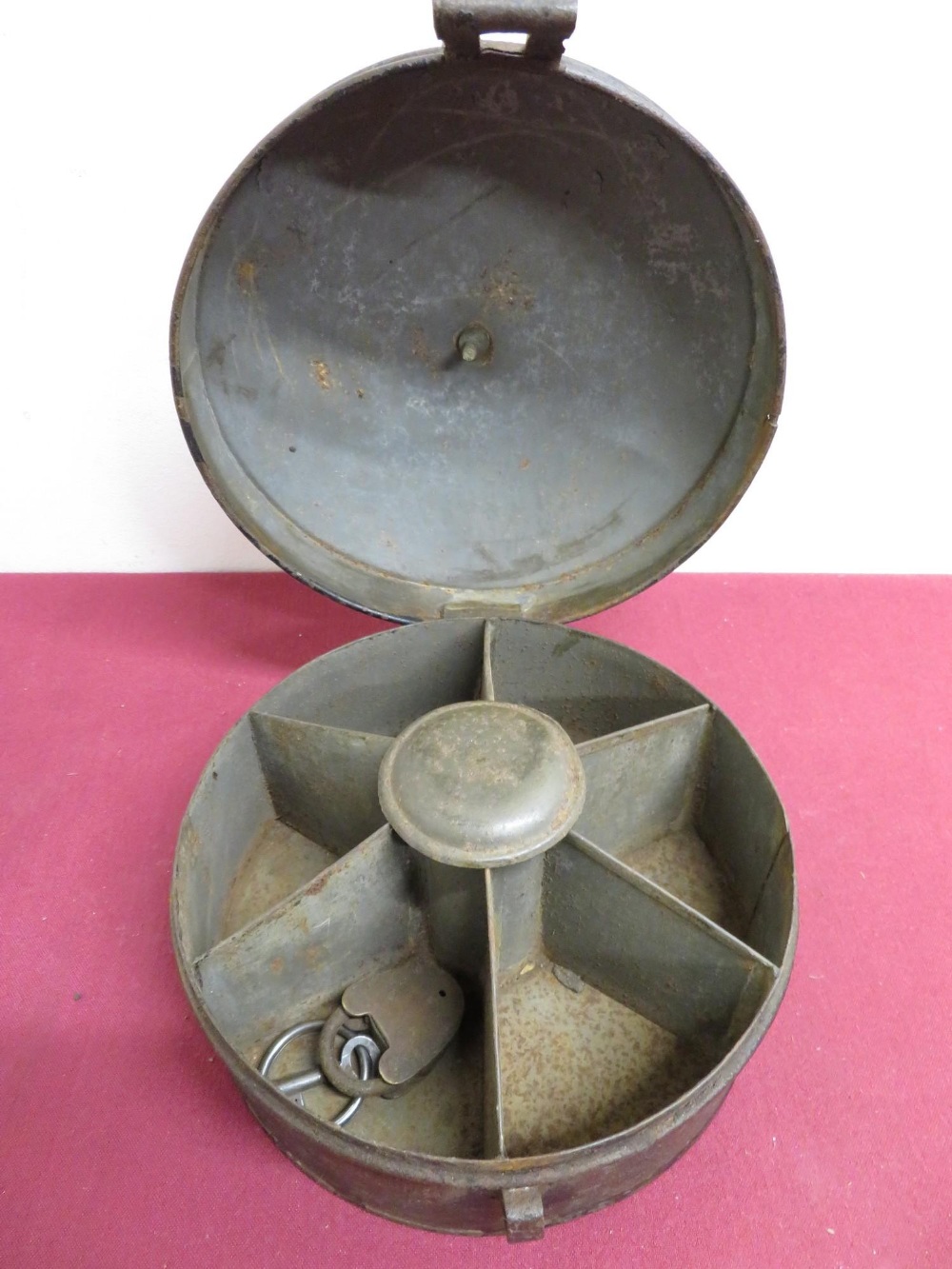 Early 19th C jappaned metal circular spice tin with hinged top, sectional interior and pull out - Image 4 of 4