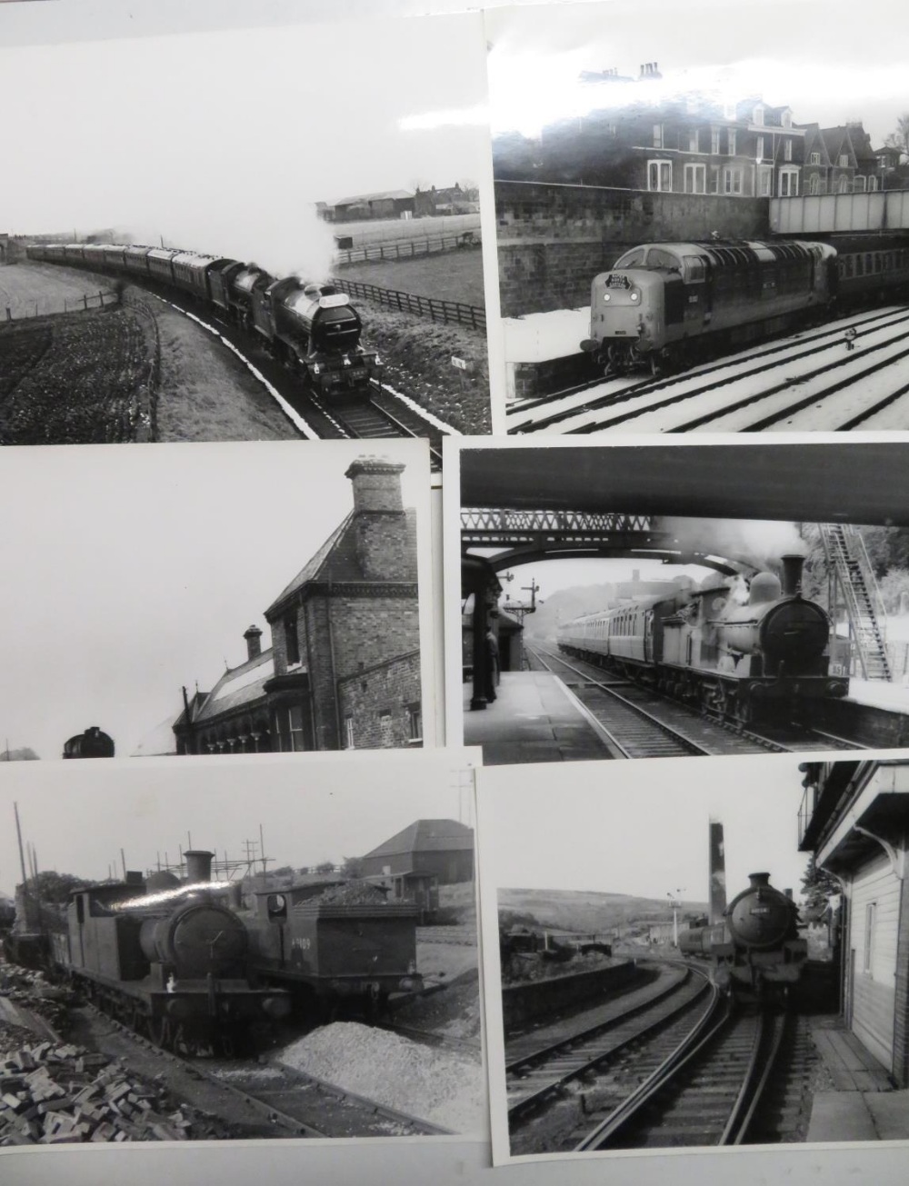 Photographic print depicting a Deltic Locomotive class 55 pulling out from the excursion platform - Image 2 of 2