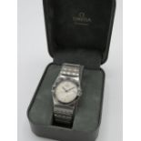 Omega Constellation quartz wristwatch with date. Stainless steel case no 53265052 and bracelet,