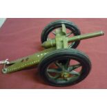 Scratch built scale model of a field gun made from brass with rubberised wheels (L25cm)