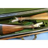 Case pair of William Evans 12 bore side by side box lock ejector shotguns 28" barrels, choke 1/4,