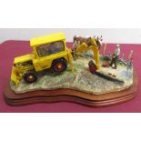 Large Border Fine Arts model 'Laying The Clays' BO535, on wooden plinth in original box with