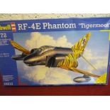 Boxed Revell 1:32 McDonnell Douglas RF-4C phantom kit boxed and unmade, similar mig killer amt