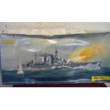 Heller boxed kit form unmade Prinz Eugem battleship similar HMS Hood and HMS King George V (3)