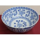 Large blue and white chinese decorative bowl D35cm H16cm
