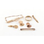 Property of a deceased estate - a quantity of gentleman's 9ct gold jewellery including tie clips &