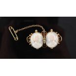 Property of a lady - a late 19th / early 20th century 15ct yellow gold twin cameo brooch, with