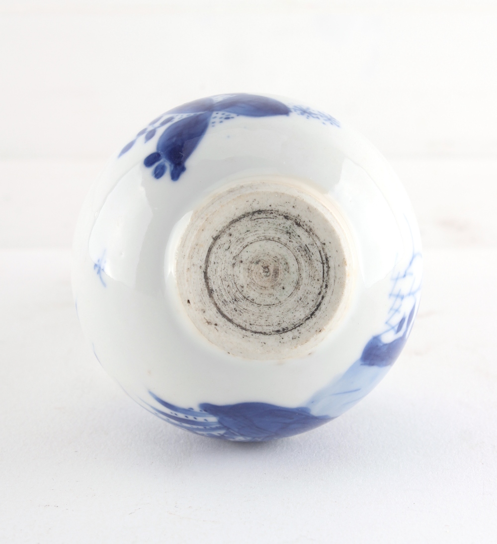 Property of a lady - a Chinese blue & white bottle vase, Kangxi period (1662-1722), painted with - Image 5 of 5