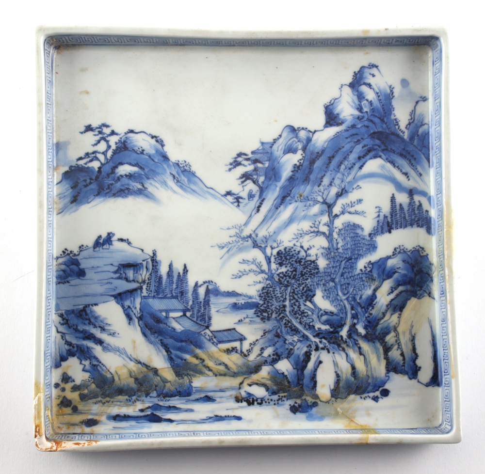 Property of a lady - a blue & white porcelain square tray, 18th / 19th century, painted with a - Image 5 of 7