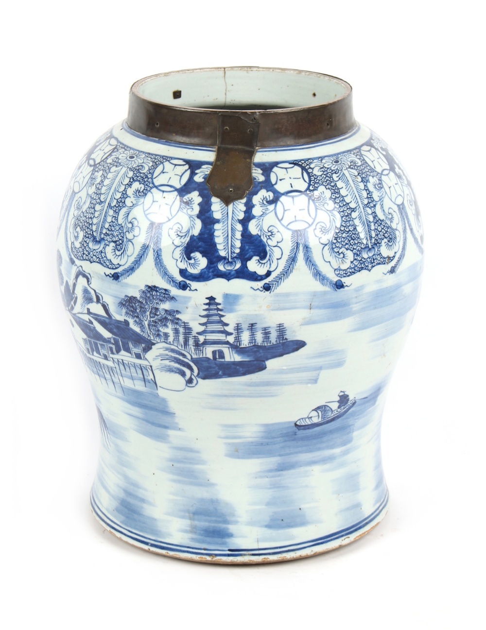 Property of a lady - a large Chinese blue & white porcelain baluster temple jar, 17th / 18th