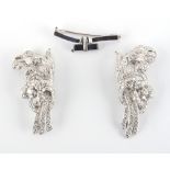 A good diamond double clip brooch in the form of a pair of floral sprays, the estimated total