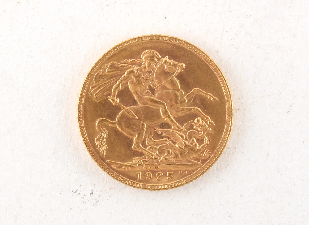 Property of a lady - gold coin - a 1925 George V gold full sovereign, Melbourne mint.