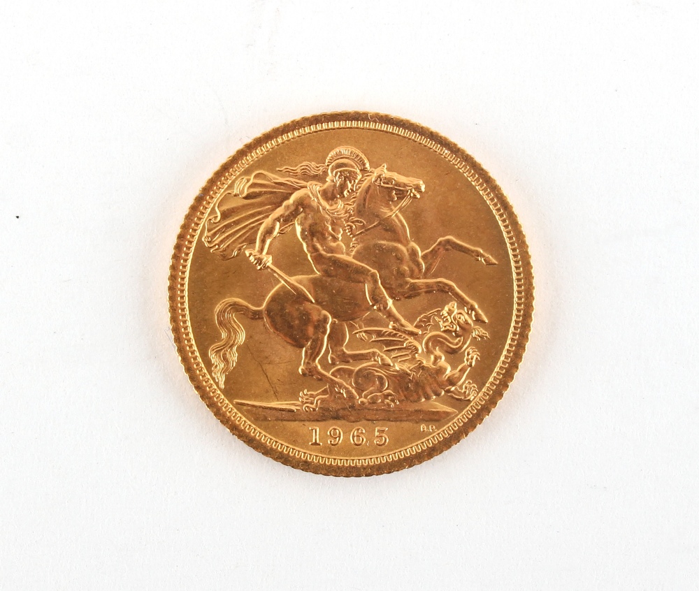 Property of a lady - gold coin - a 1965 QEII gold full sovereign.