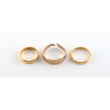 Property of a deceased estate - two 22ct gold wedding rings, sizes M and O, approximately 7.7