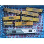 Hornby (China) "OO" Gauge/4mm Ref R2951 Class 67 Bo-Bo Diesel Locomotive, grey/silver Wrexham