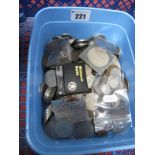 A Collection of GB Pre-Decimal Pennies, Shillings, Two Shillings, plus G.B two pounds coins 1994,