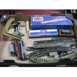 A Hornby Dublo Boxed DI Island Platform, good, fair box, plus a small quantity of three rail track