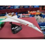 A Bravo Delta Models 1:100th Scale Mahogany Model Aerospatiale British Aerospace Concorde 'British