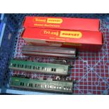 A Triang ''OO'' Gauge/4mm Southern Region Two Car E.M.U- motor unit R/No. S10575 (damaged bogie) and