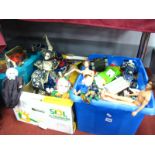 Toys, plastic figures, tanks, racing cars, super truck, dolls, Docks twenty eight pieces, Fireman