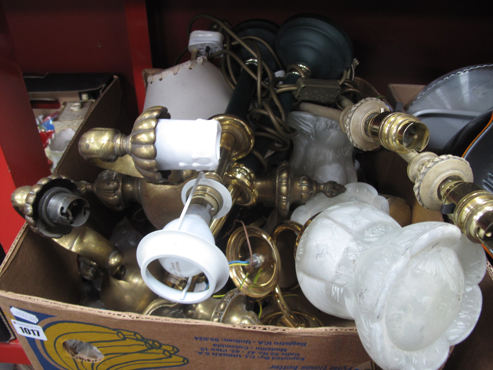 Quantity of Wall Light and Table Lamps:- One Box