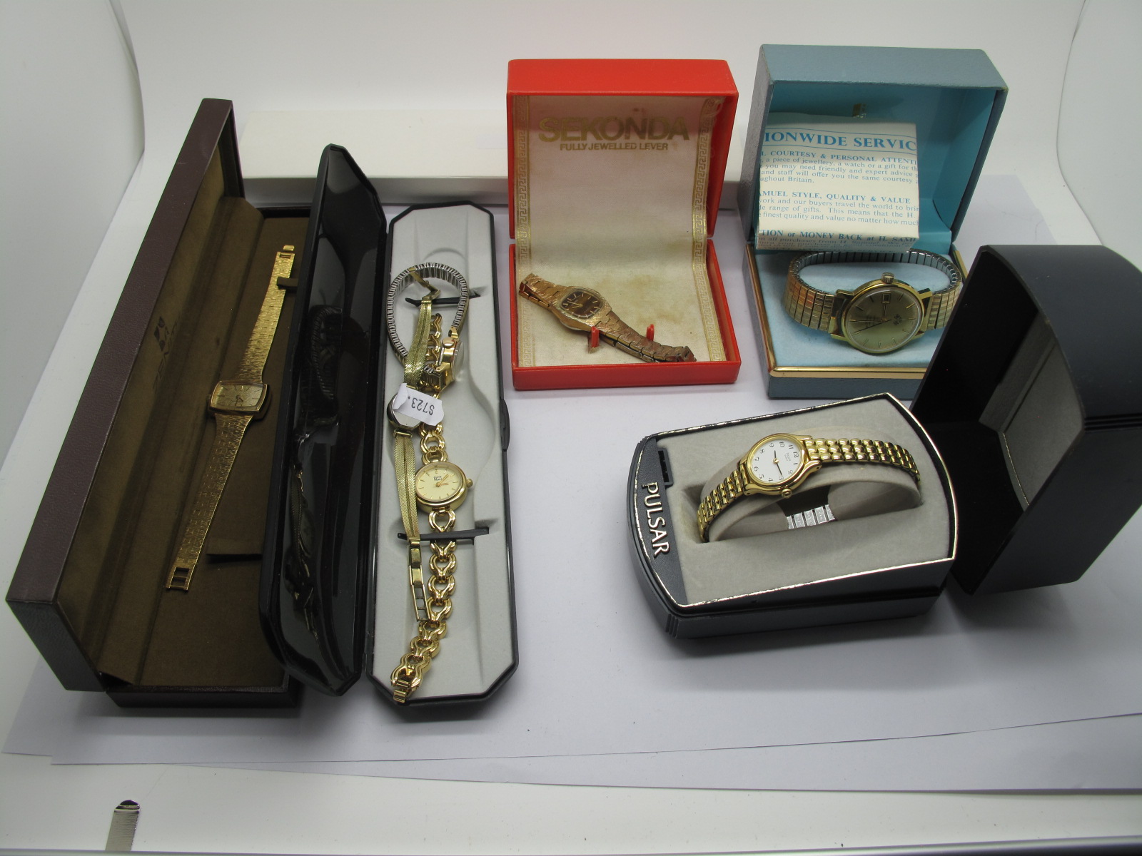 A Small Selection of Ladies Wristwatches, including Oris, Zenith, Perfex, Sekonda, Pulsar, etc;